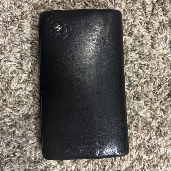 CHANEL Black Leather Camellia Wallet - Picture 1 of 5